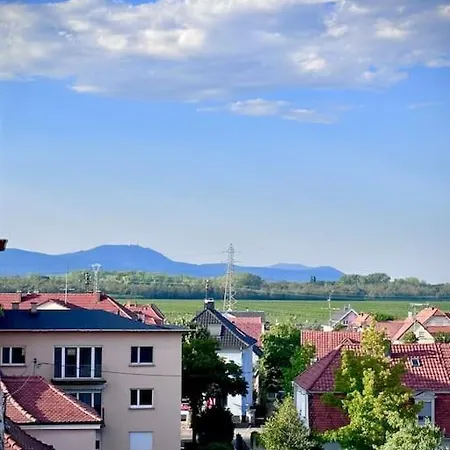 Entre Vignes Et Chateaux Apartment *